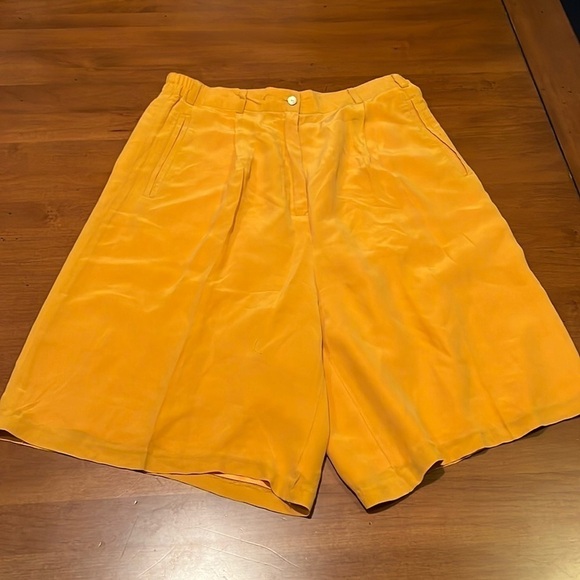 JSong Pants - JSong Silk Pleated Short Yellow Orange Size 10 Medium Elastic Sides High waist